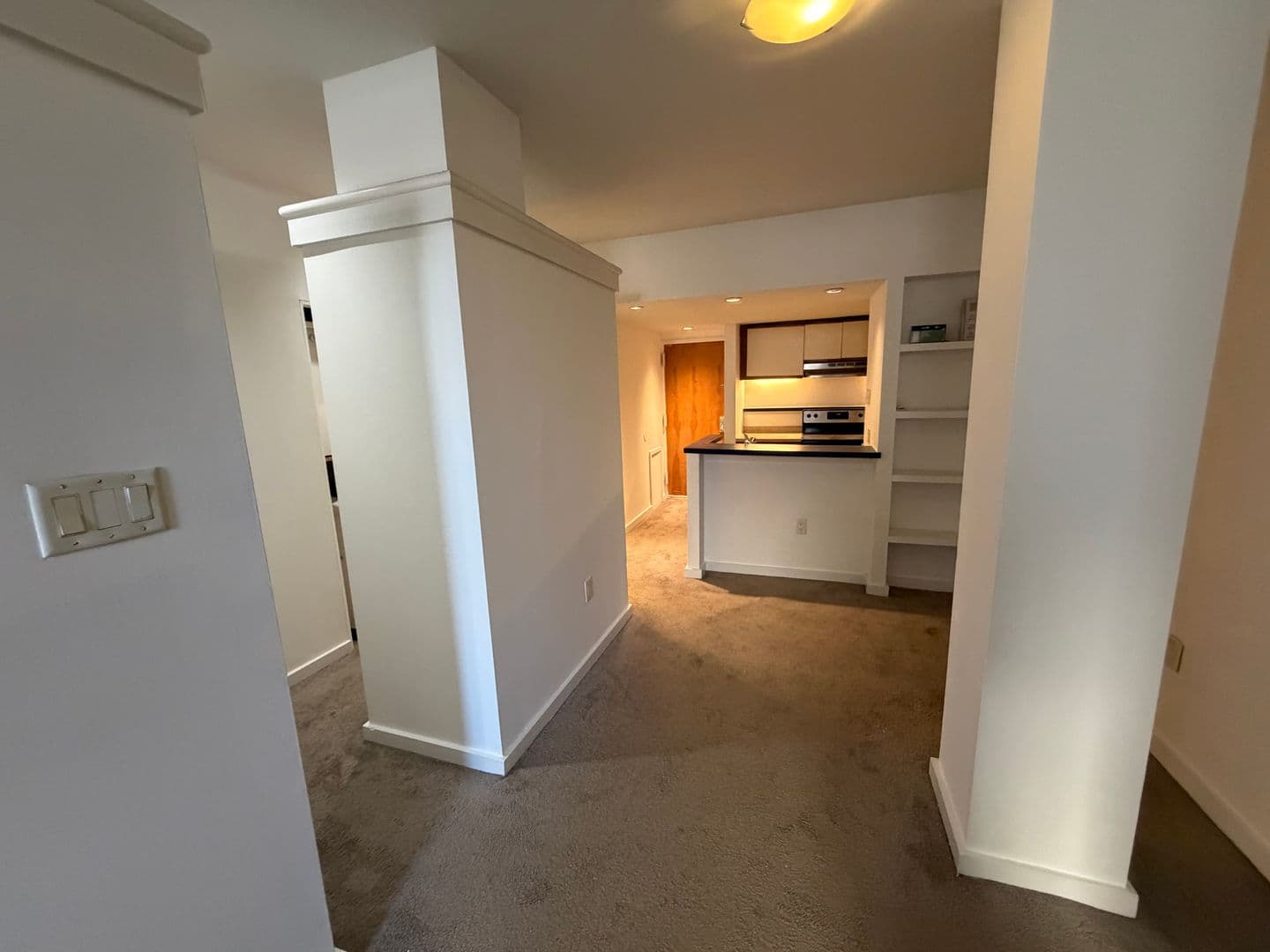 Philadelphia Apartment: 237 Chestnut Street - 1-103