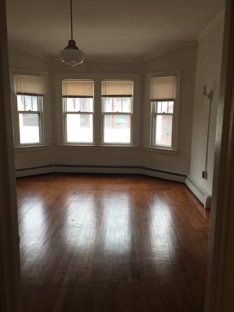 New Haven Apartment: 663-667 Whitney Ave.