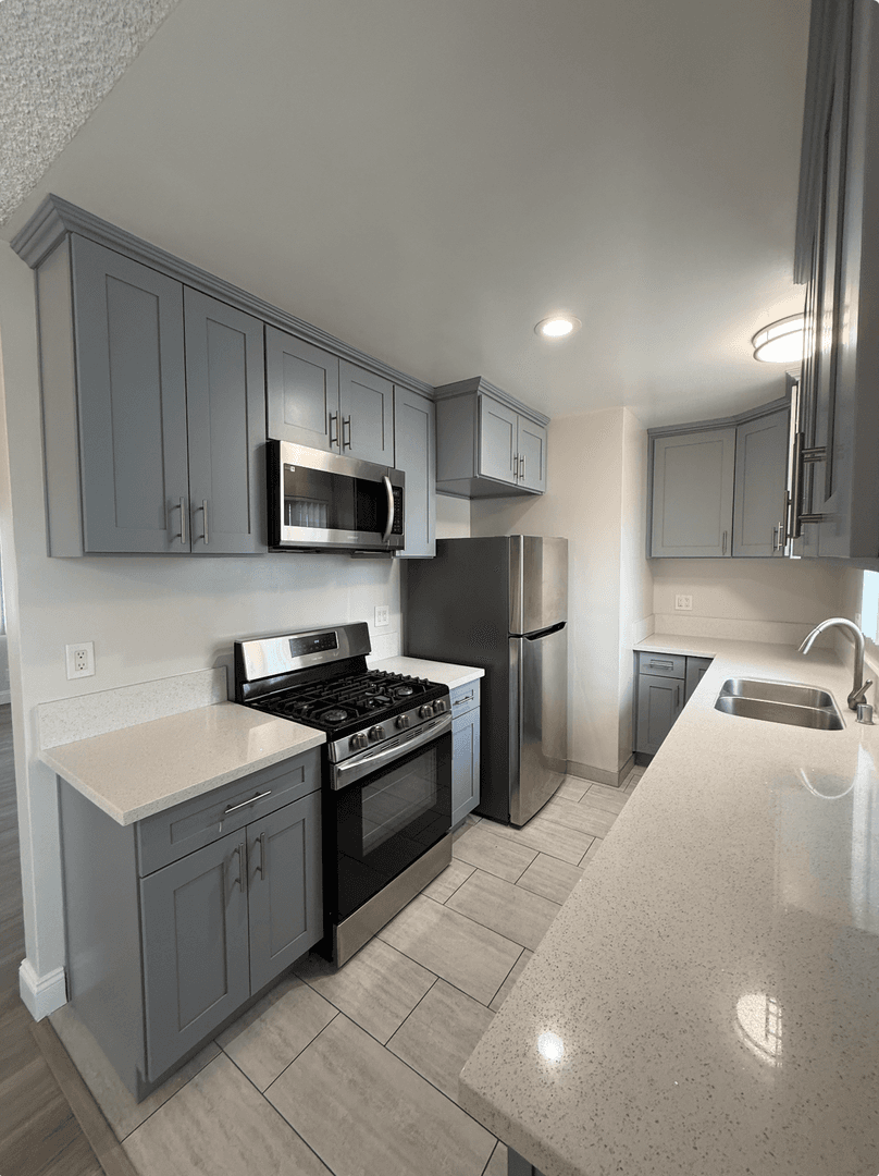 Arcadia Apartment: 1119 W. Duarte Rd.