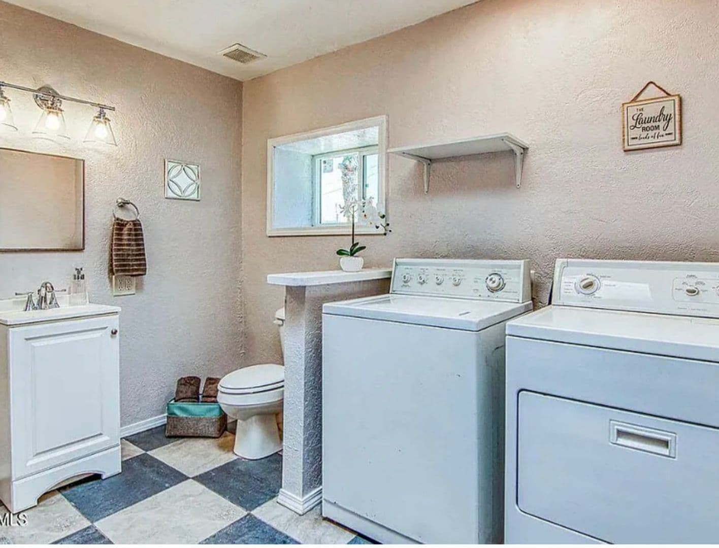 EL PASO House: 221 HADLOCK STREET APT B