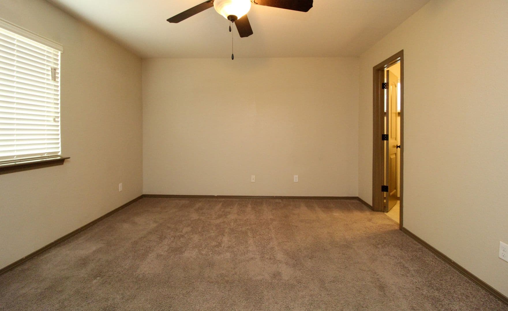 El Paso House: 12753 Maria L Fernandez