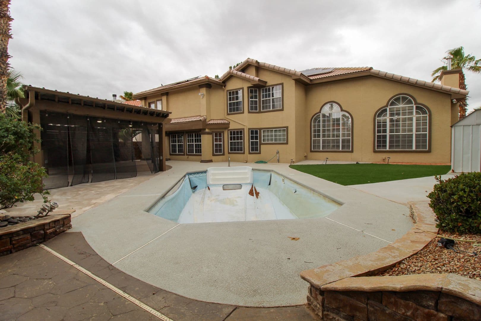 El Paso House: 1984 Paseo Granada Ln