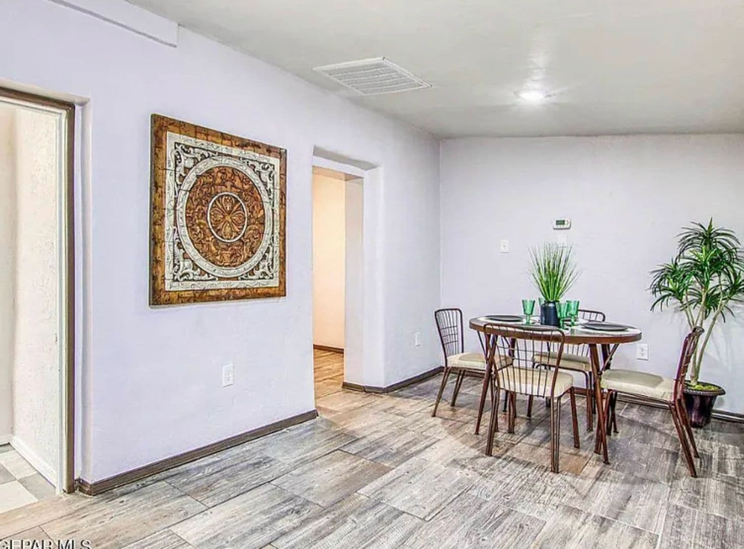 EL PASO House: 221 HADLOCK STREET APT B