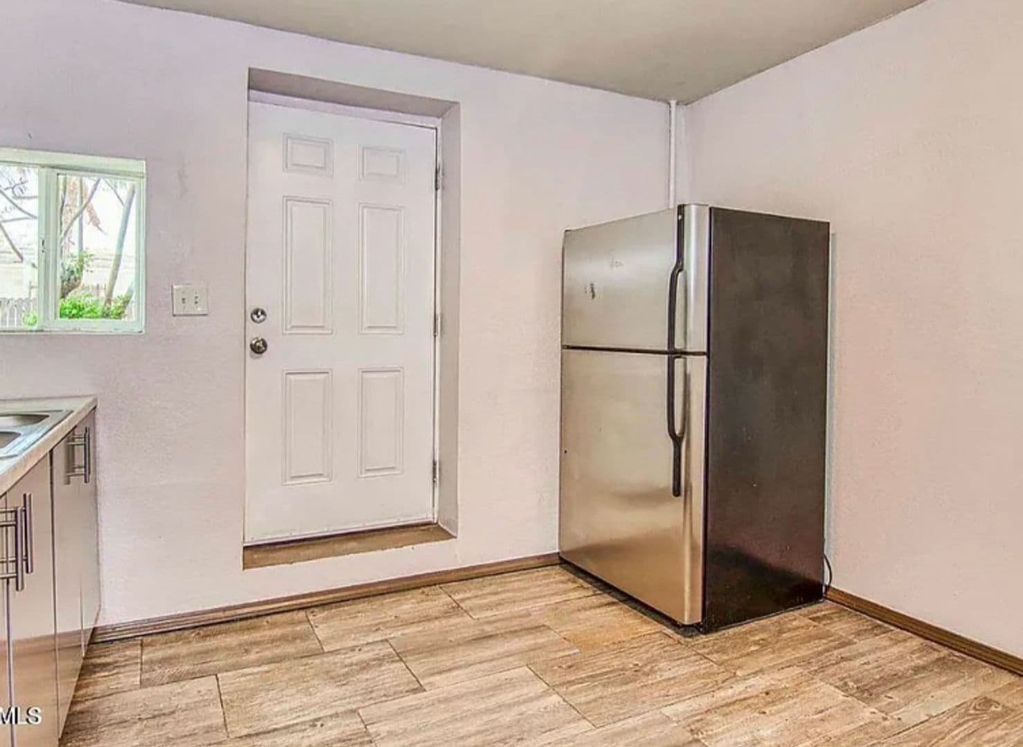 EL PASO House: 221 HADLOCK STREET APT B