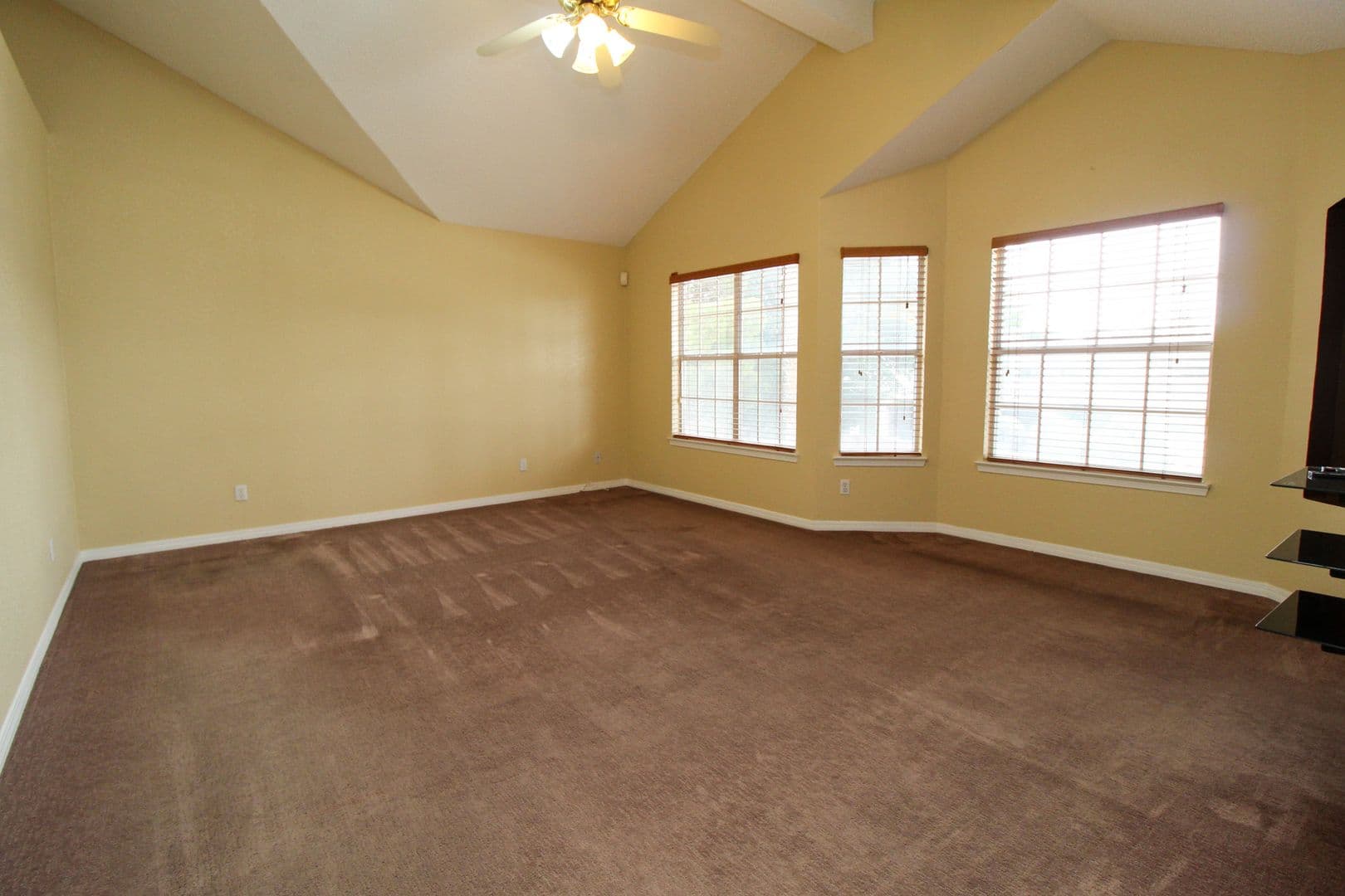 El Paso House: 1984 Paseo Granada Ln