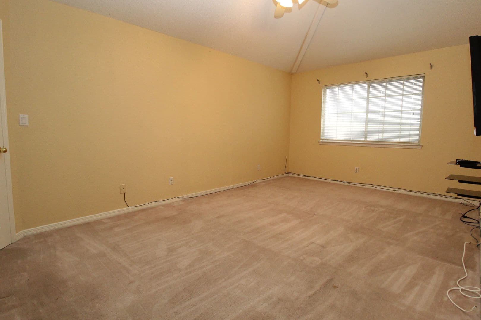 El Paso House: 1984 Paseo Granada Ln