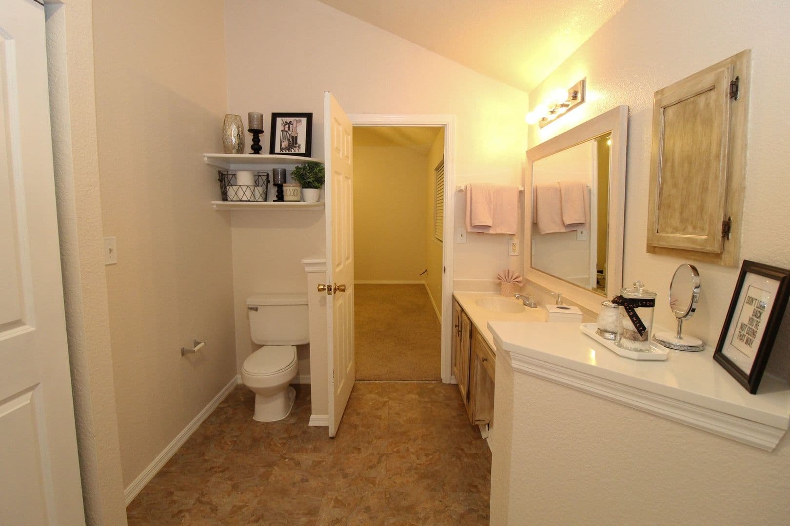 El Paso House: 11150 Loma Grande Dr.