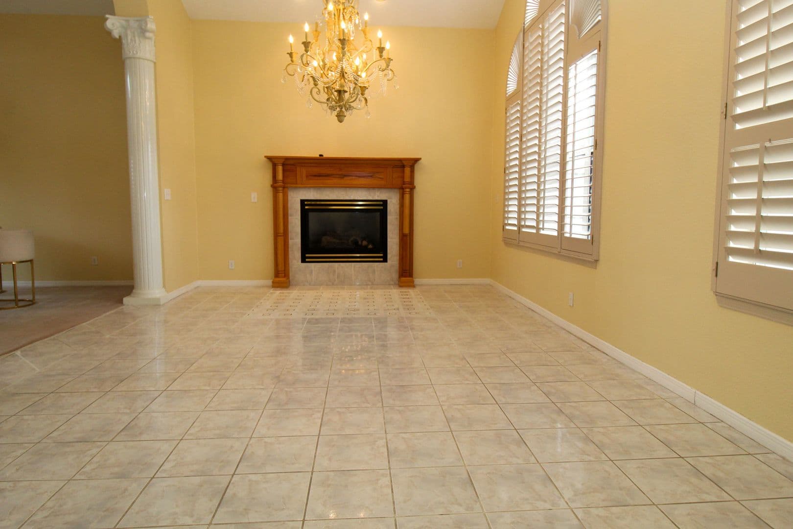 El Paso House: 1984 Paseo Granada Ln