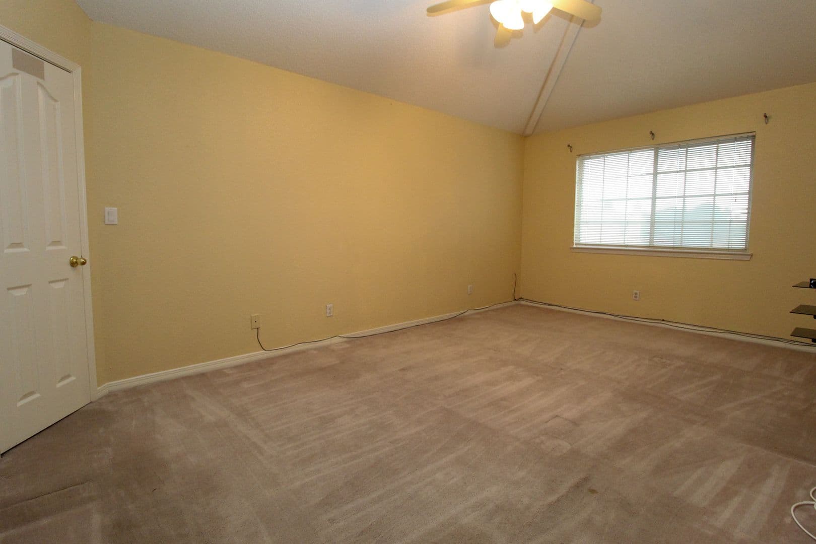 El Paso House: 1984 Paseo Granada Ln