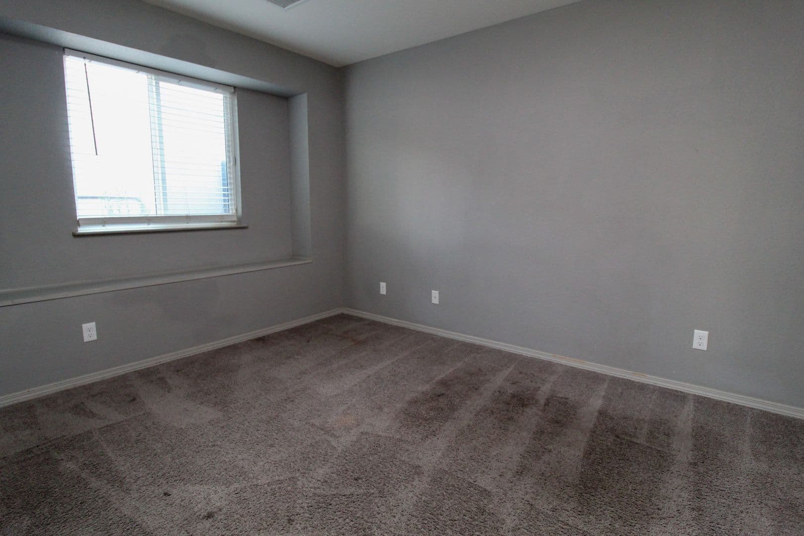 El Paso House: 12741 Tre Maximiliano Ave.