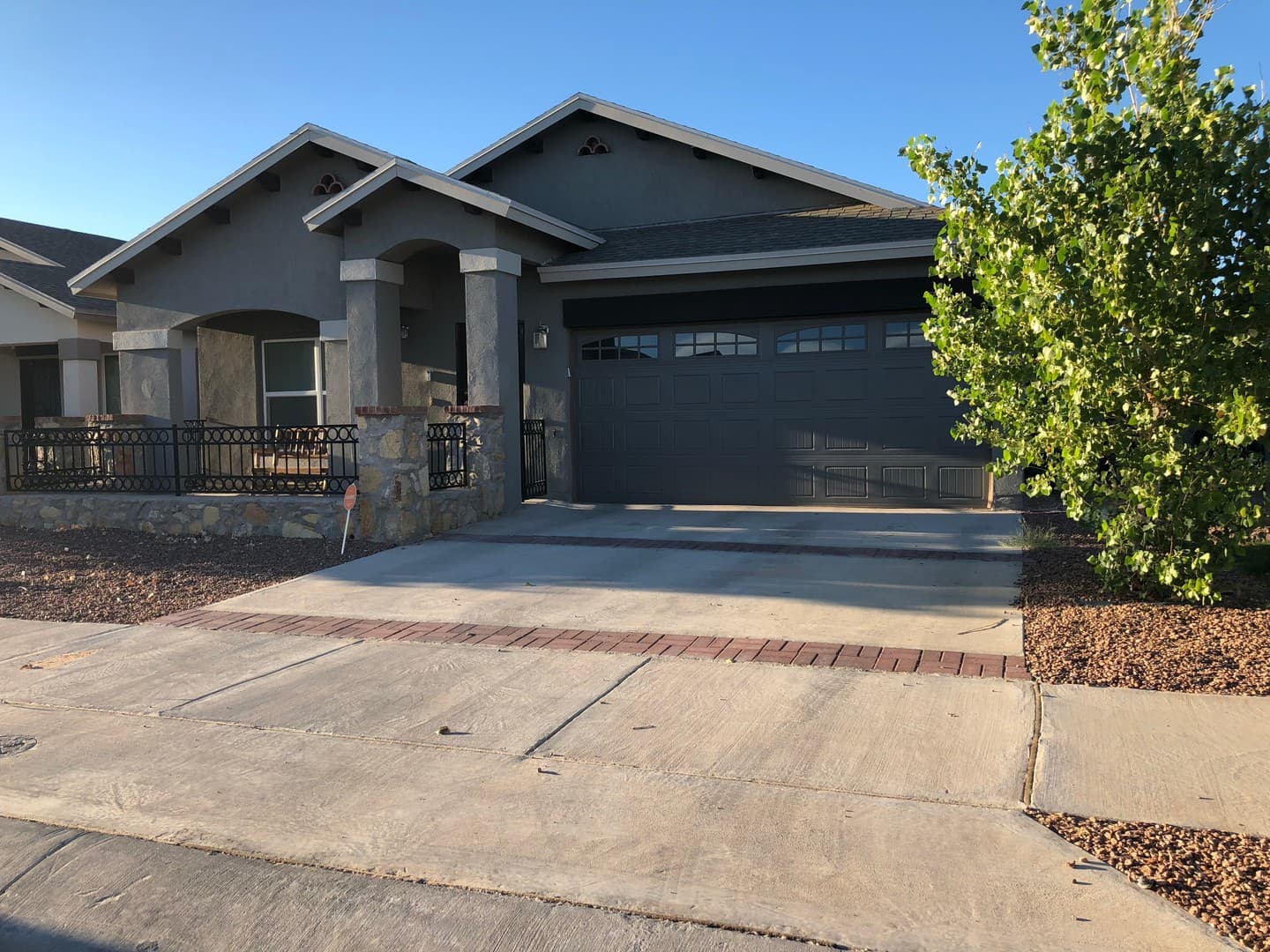 El Paso House: 12741 Tre Maximiliano Ave.