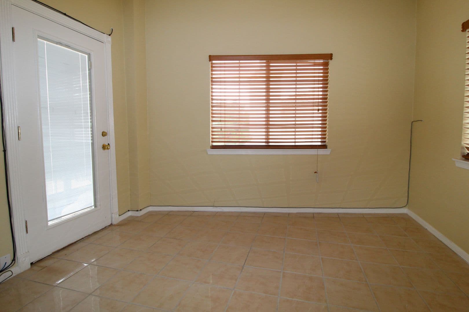 El Paso House: 1984 Paseo Granada Ln