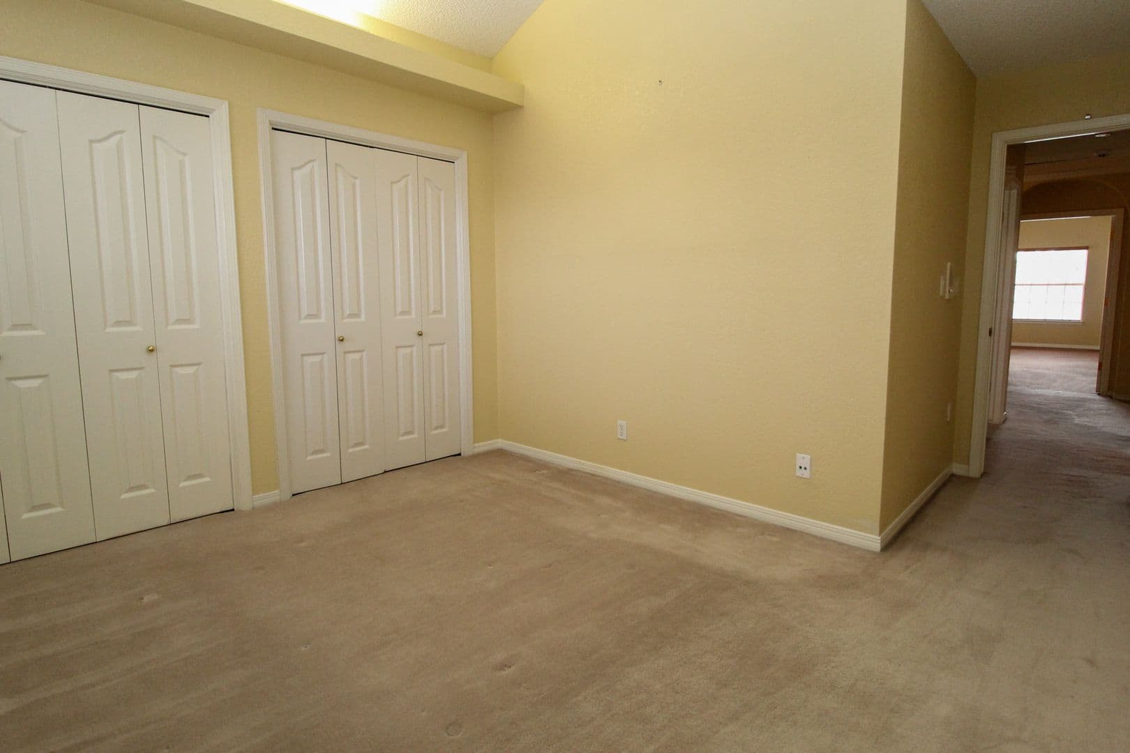 El Paso House: 1984 Paseo Granada Ln