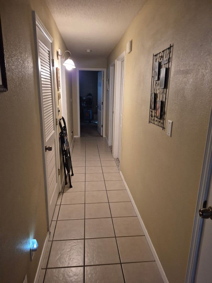 El Paso House: 3264 Tierra Mision Drive