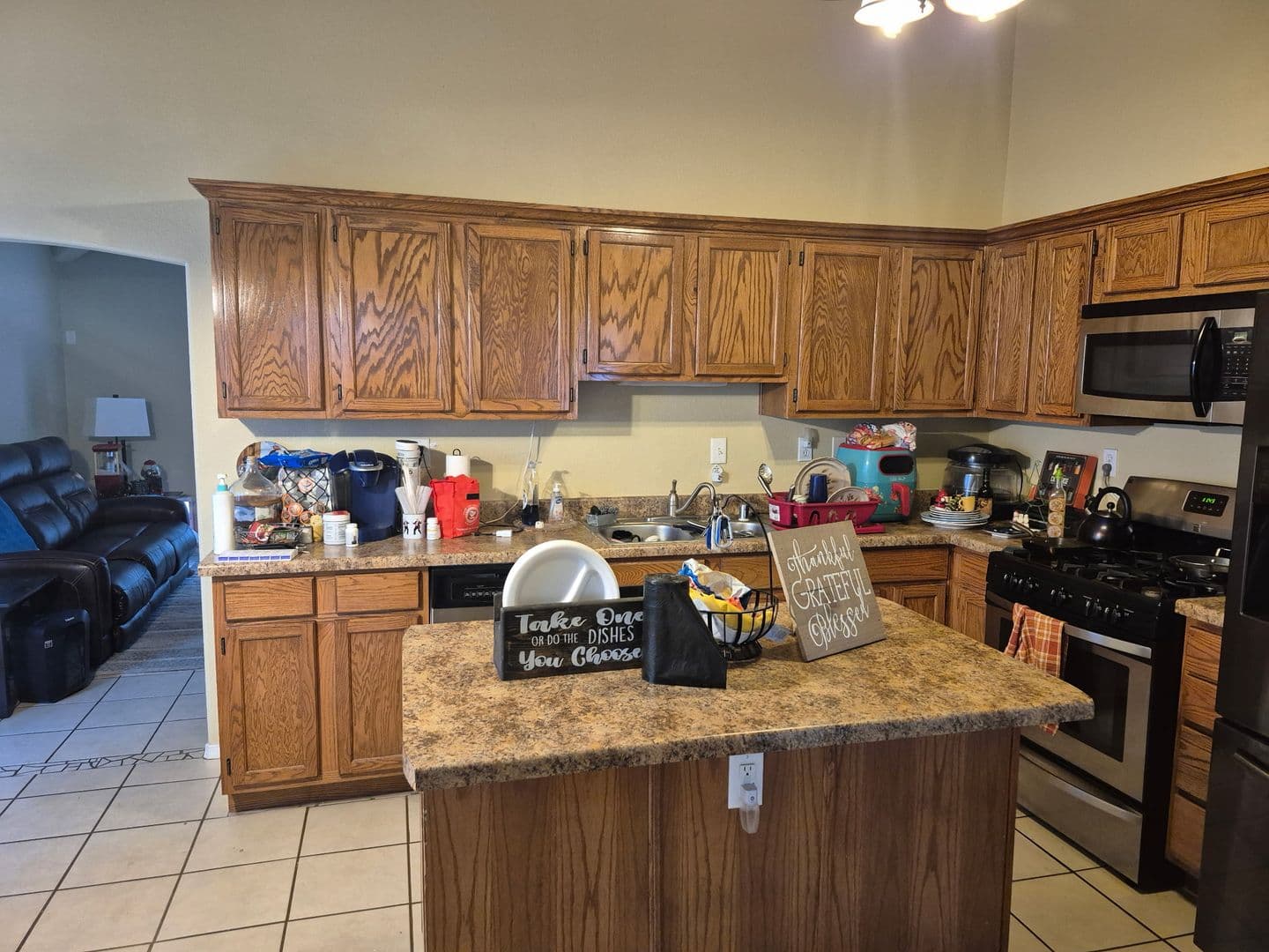 El Paso House: 3264 Tierra Mision Drive