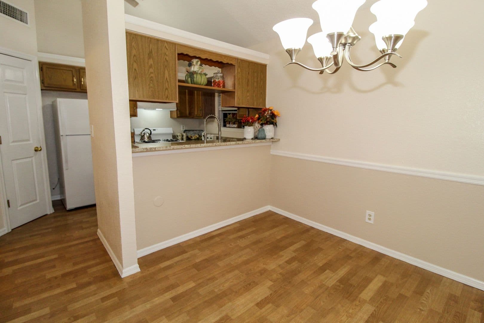 El Paso House: 11150 Loma Grande Dr.