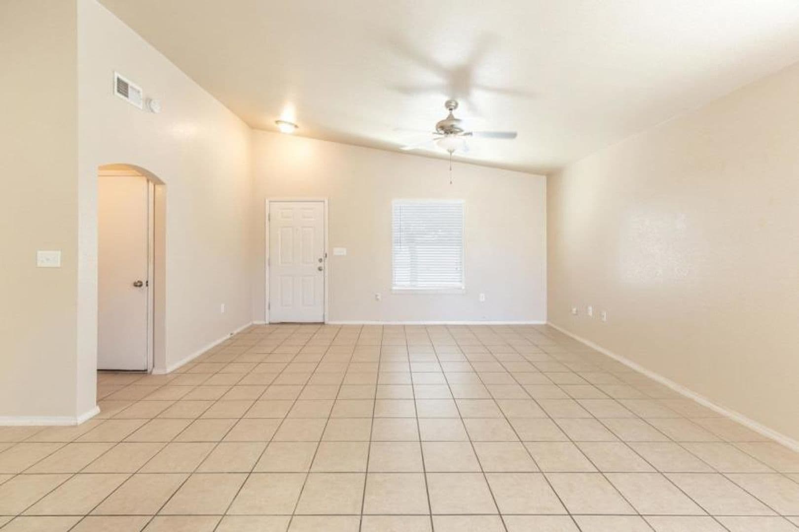El Paso House: 11690 Mocha Dune
