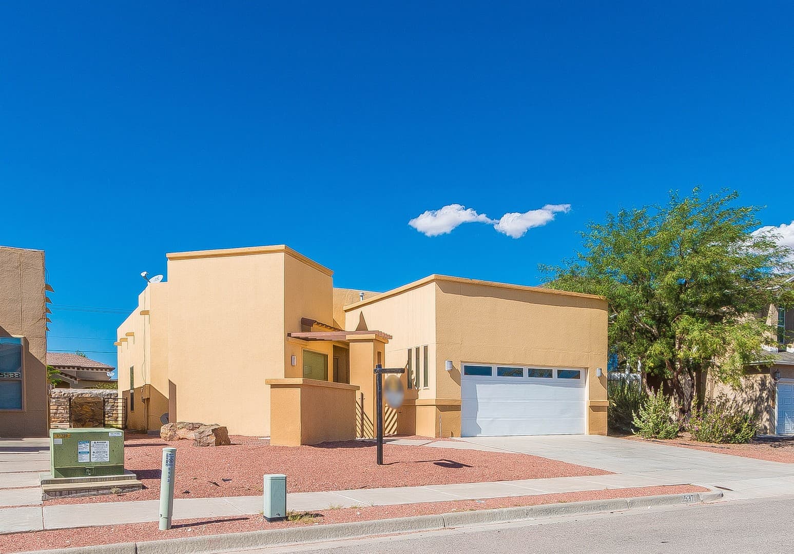 El Paso House: 5537 Ignacio Frias Drive