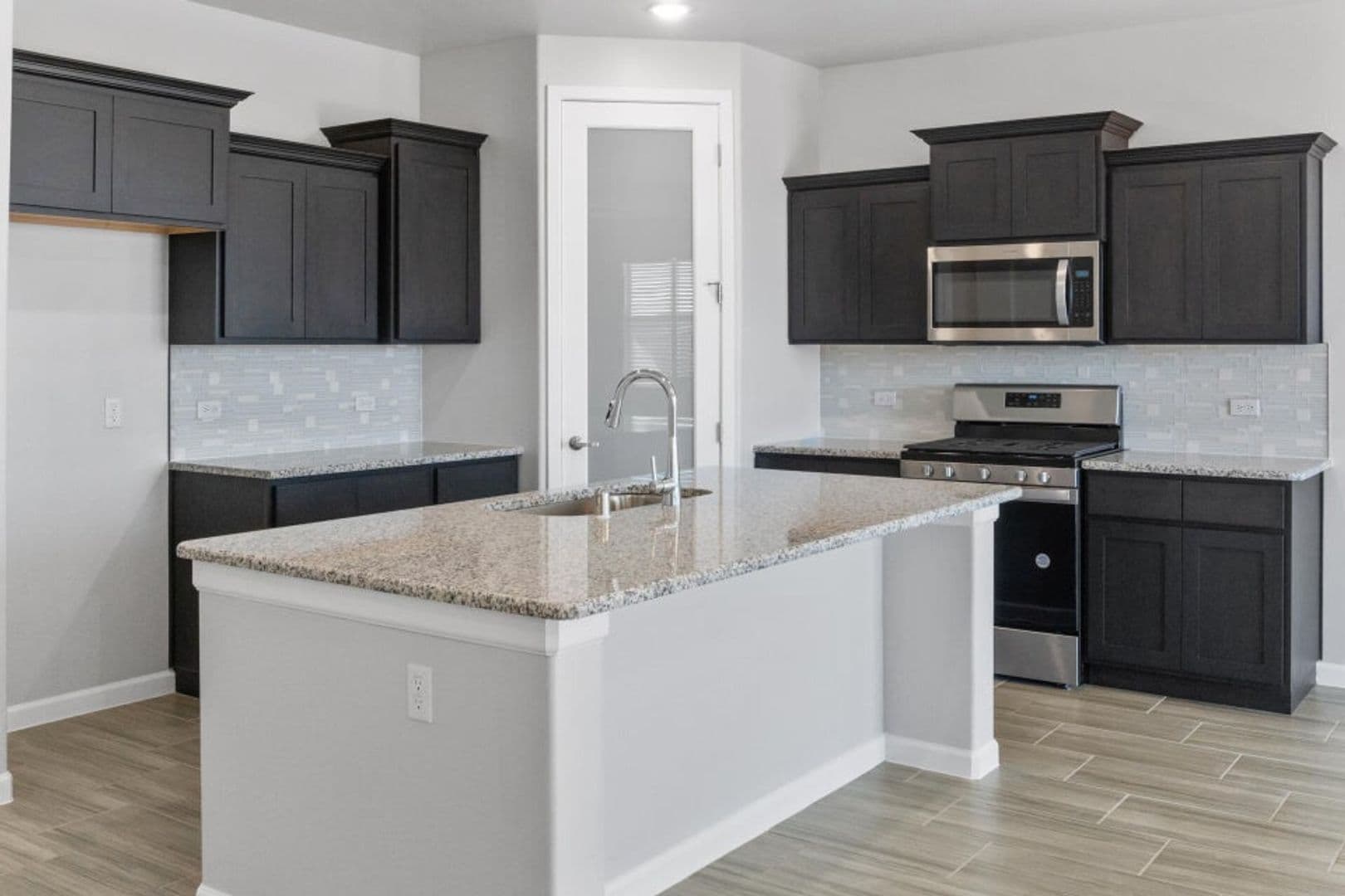 Socorro House: 512 Twilight Dr
