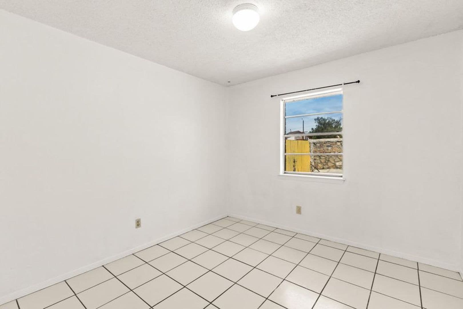 El Paso House: 11701 Henry Phipps