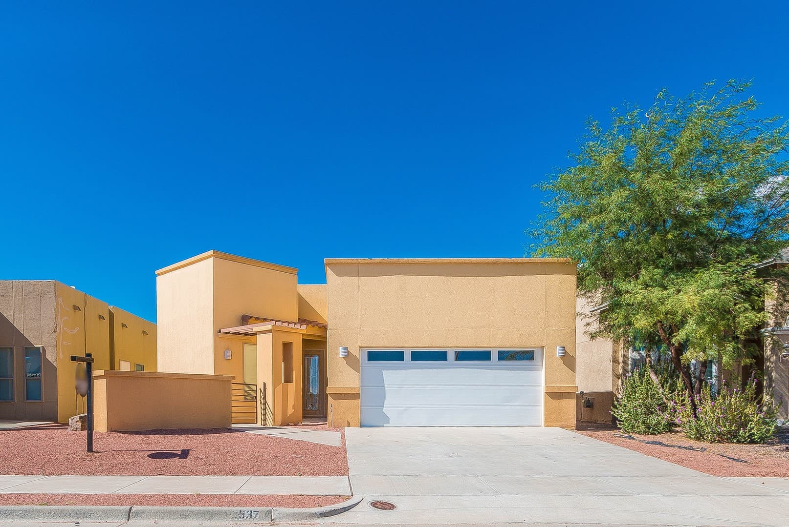 El Paso House: 5537 Ignacio Frias Drive