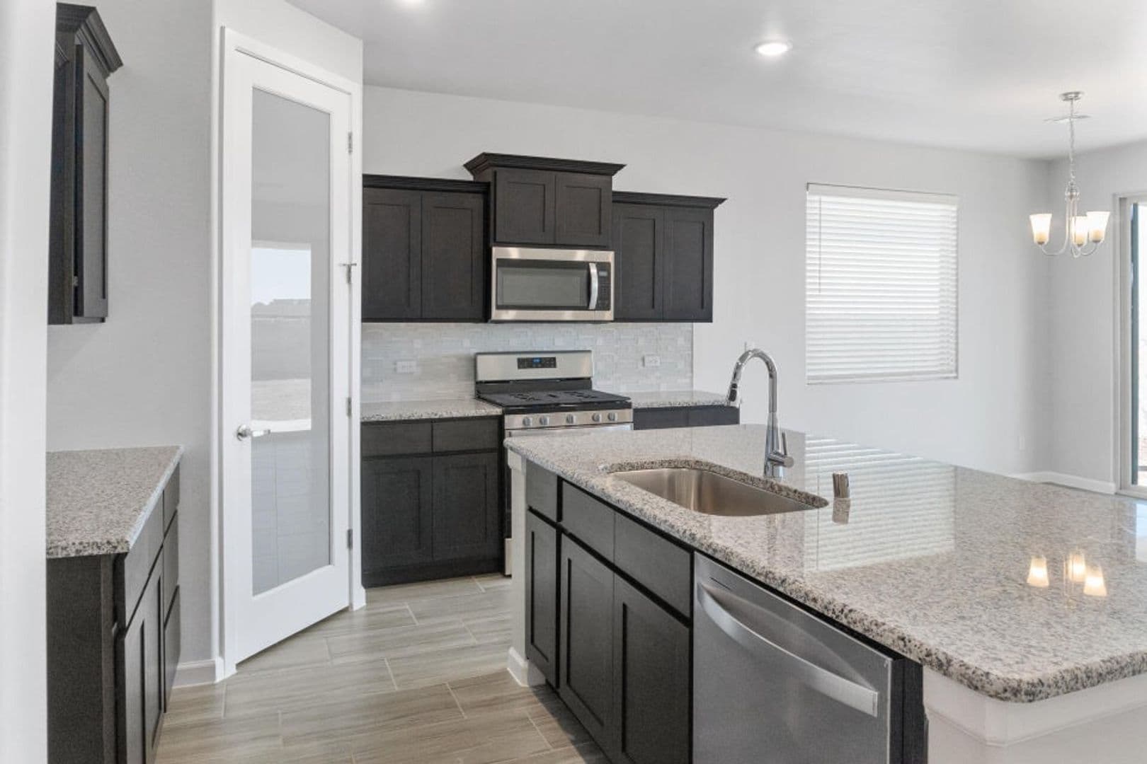 Socorro House: 512 Twilight Dr