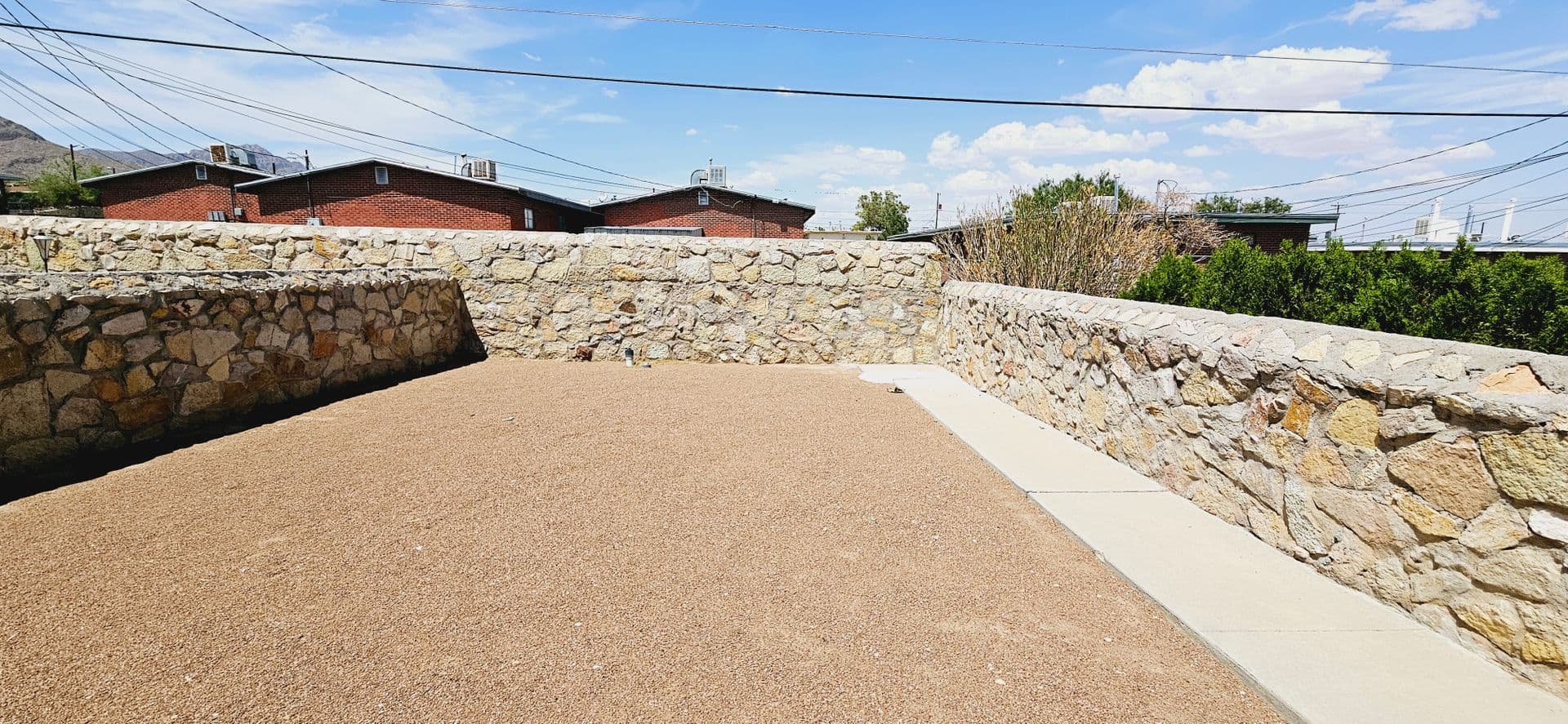 El Paso Apartment: 3903 Van Buren