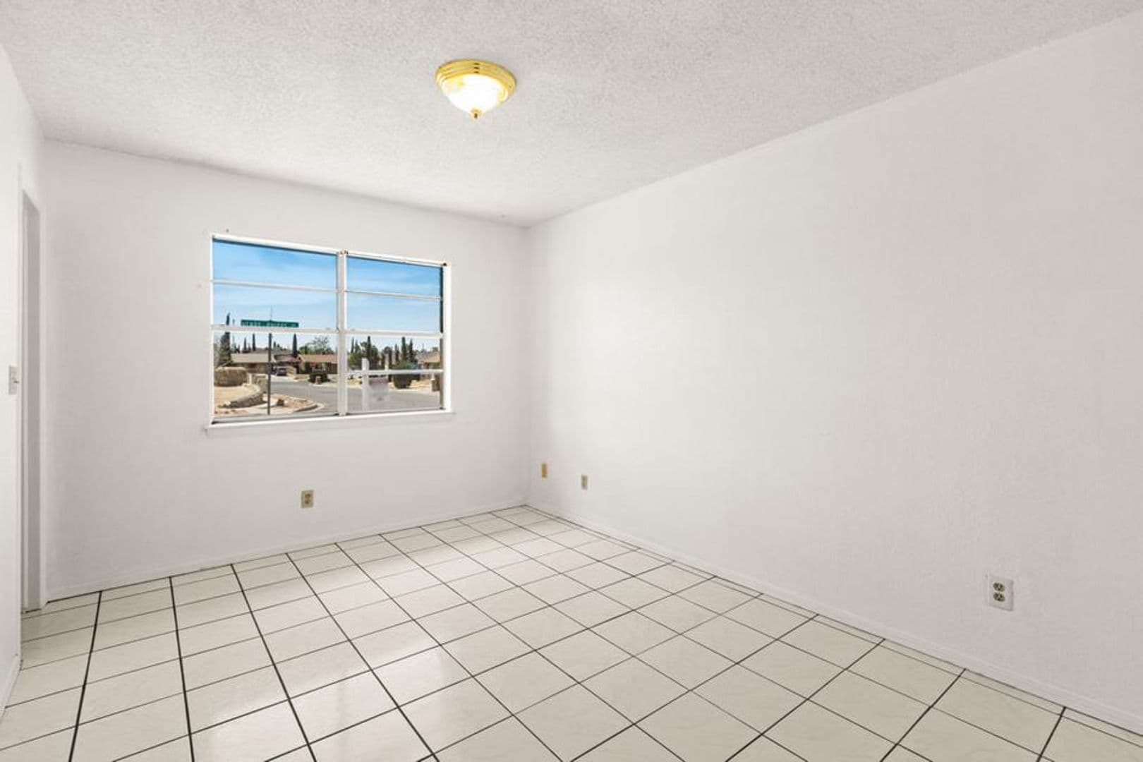 El Paso House: 11701 Henry Phipps