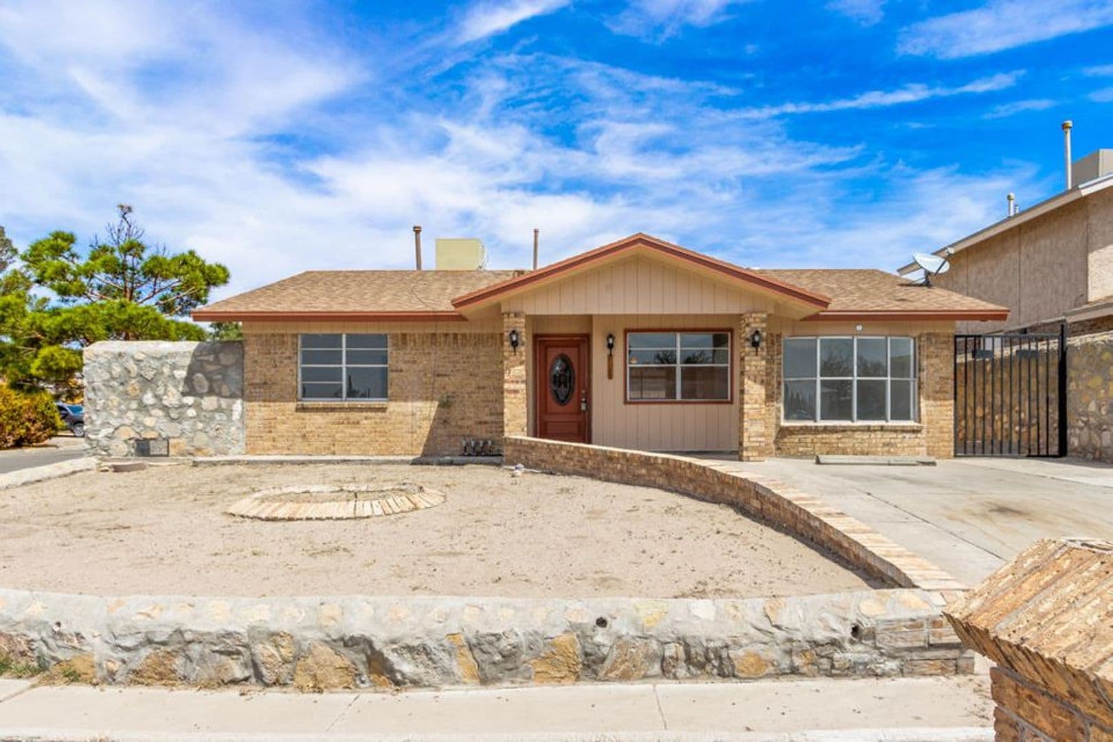 El Paso House: 11701 Henry Phipps
