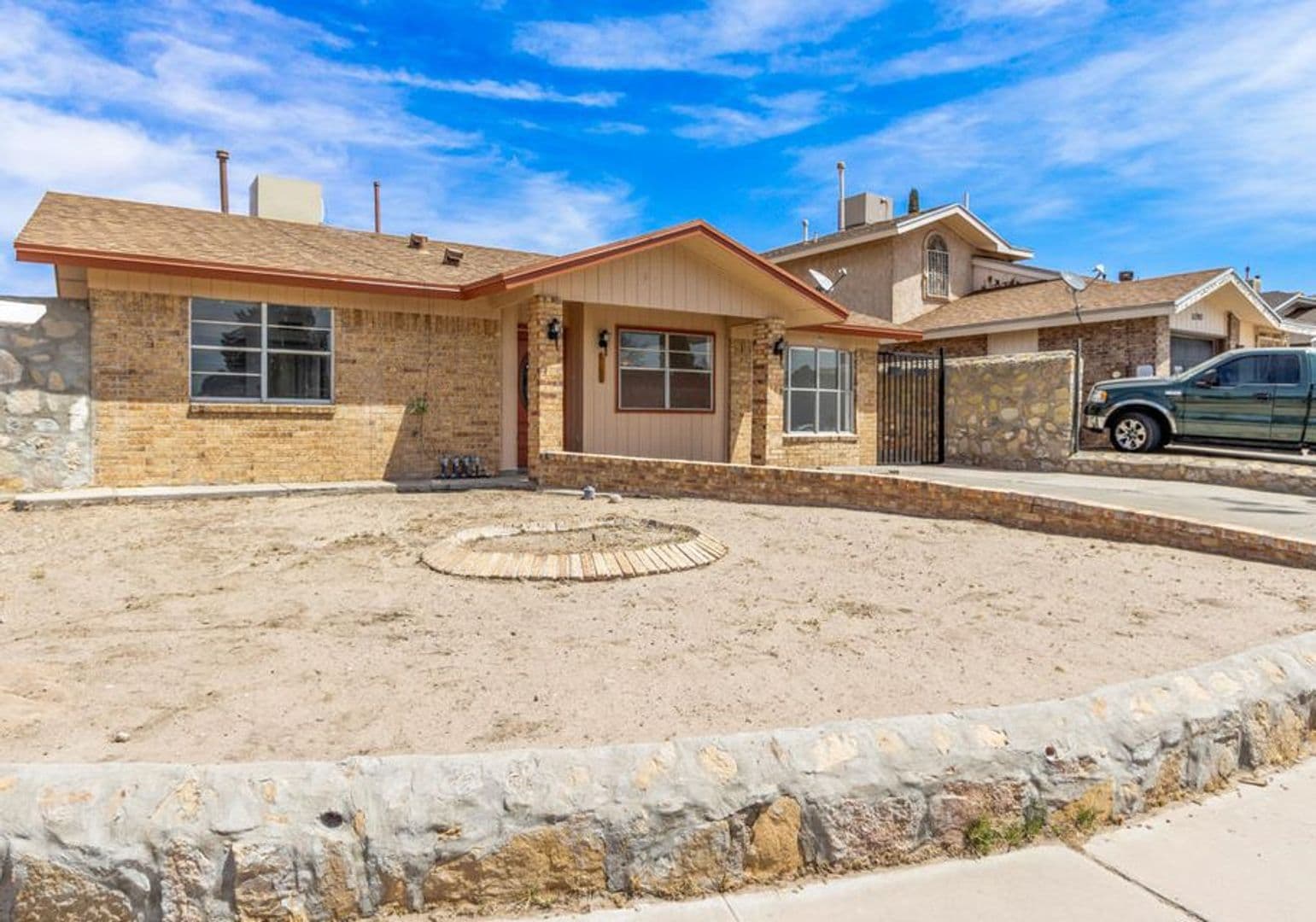 El Paso House: 11701 Henry Phipps