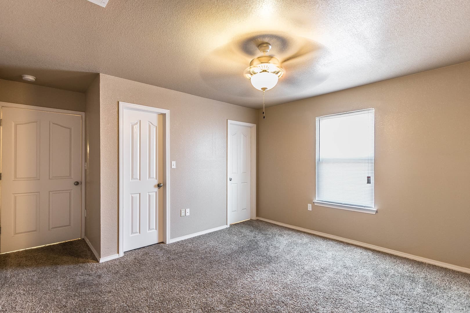 El Paso House: 10712 Blue Sage Cir