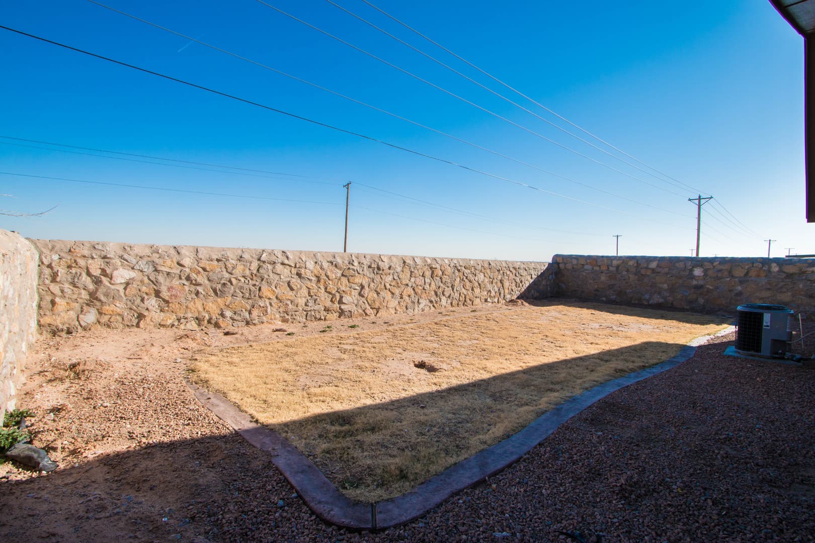 El Paso House: 10712 Blue Sage Cir