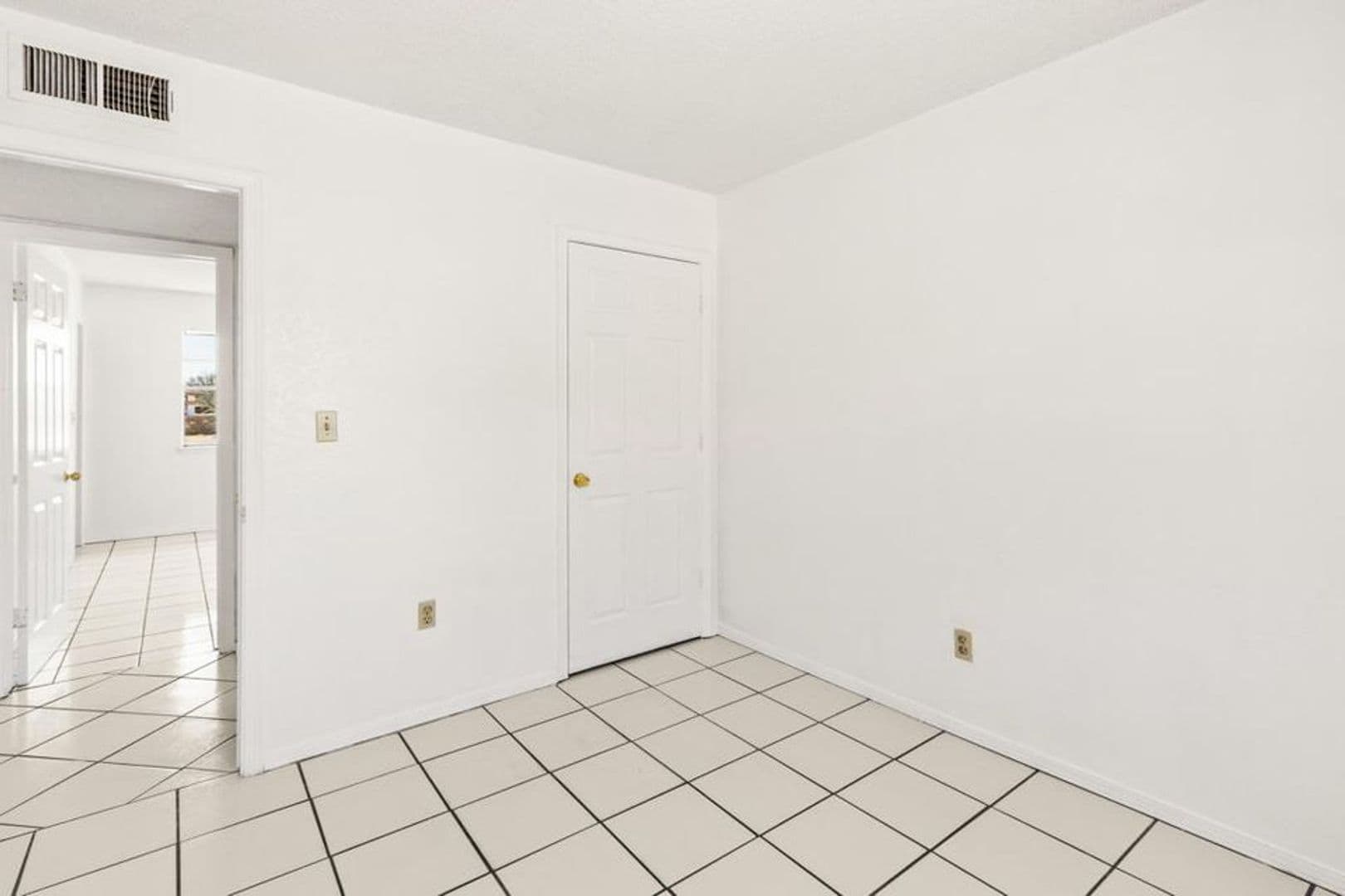 El Paso House: 11701 Henry Phipps