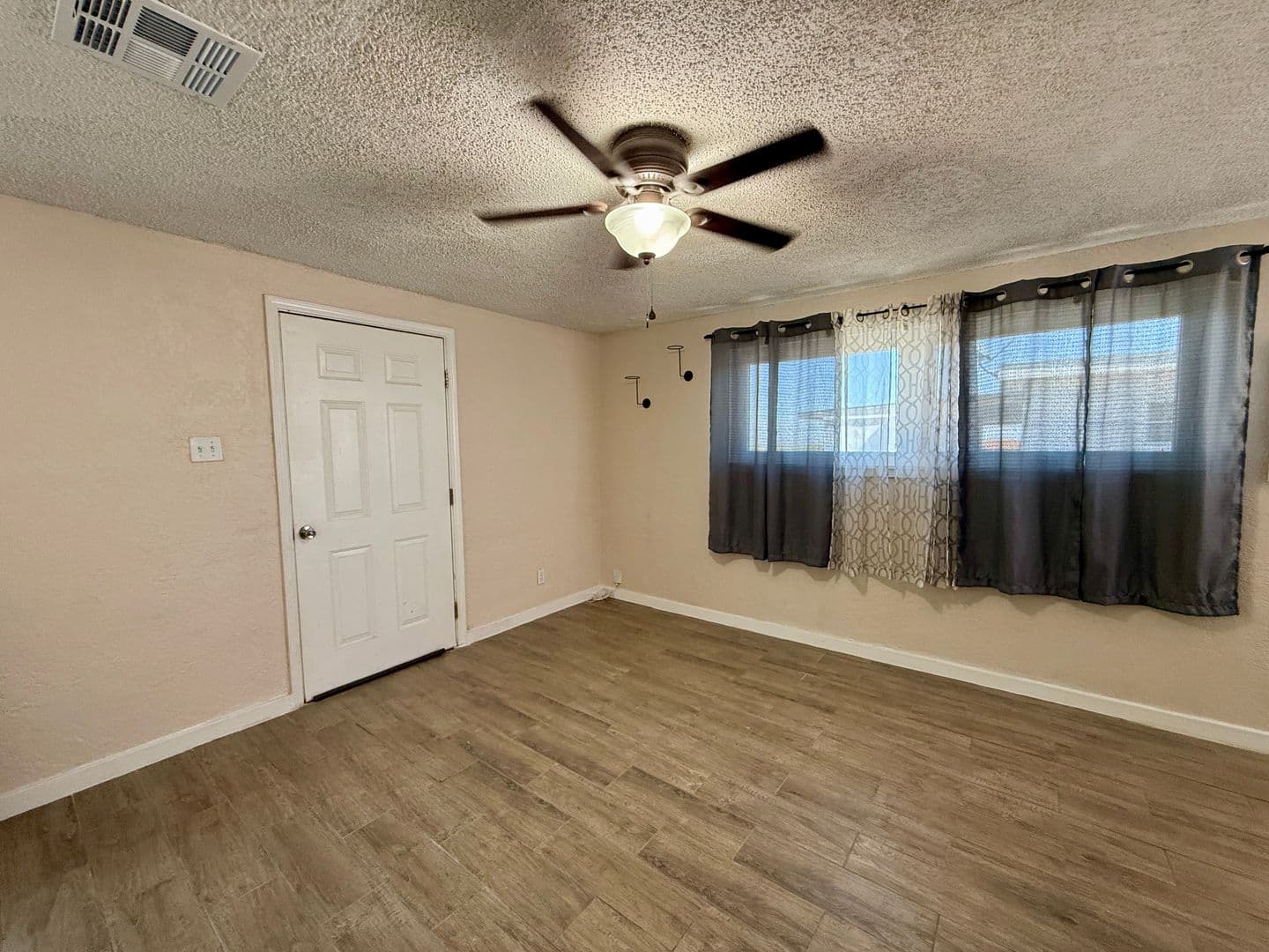 El Paso House: 3630 Evalyn