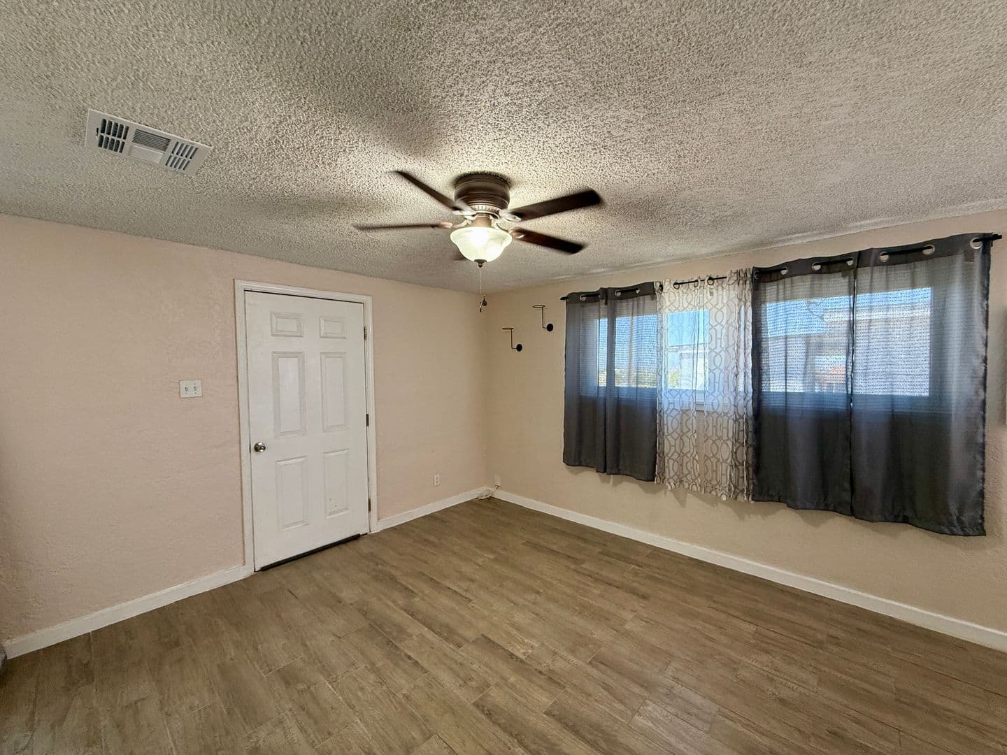El Paso House: 3630 Evalyn