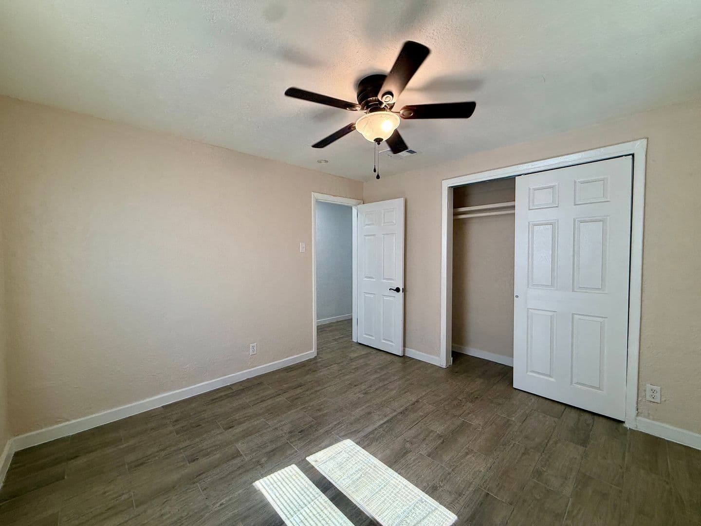 El Paso House: 3630 Evalyn