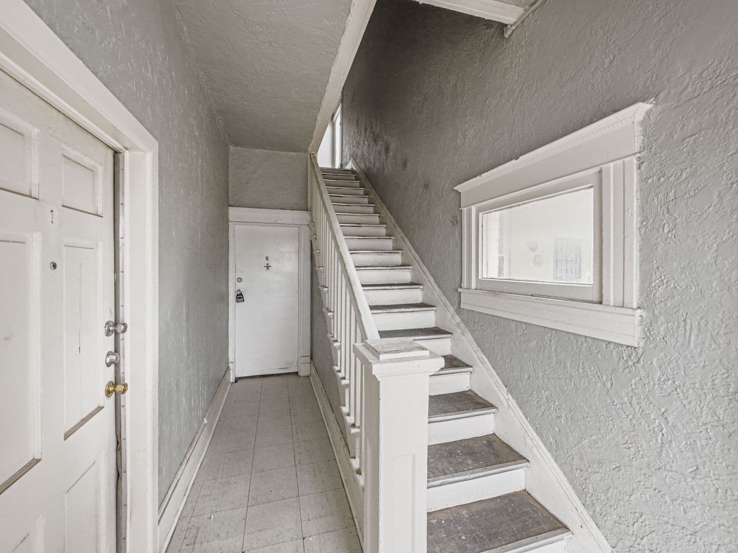 El Paso Apartment: 809 N Virginia
