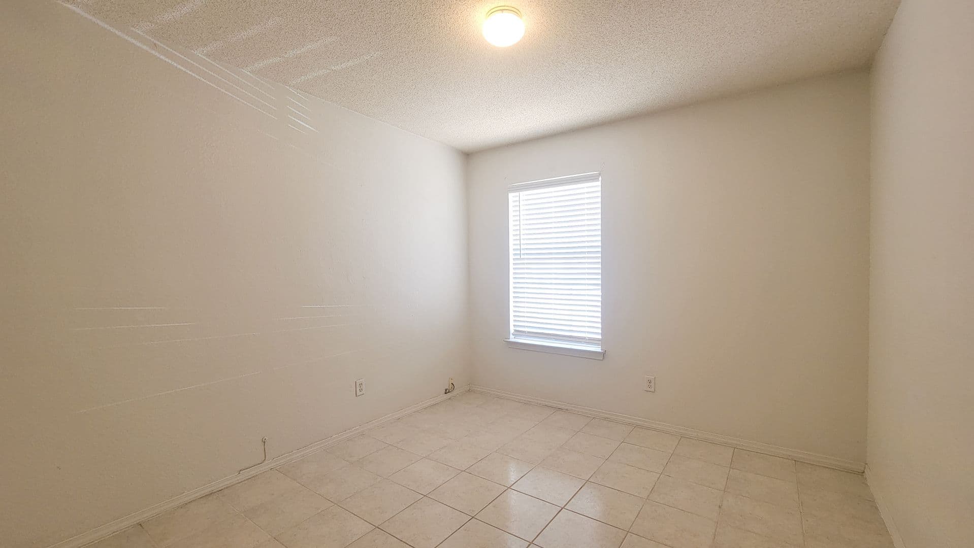 El Paso House: 10449 Valle Suave Dr - House