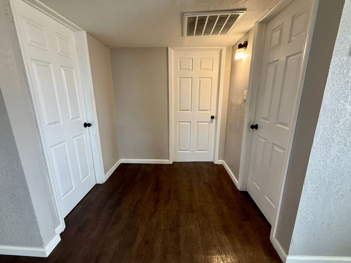 El Paso Apartment: 5593 Hunt Ct