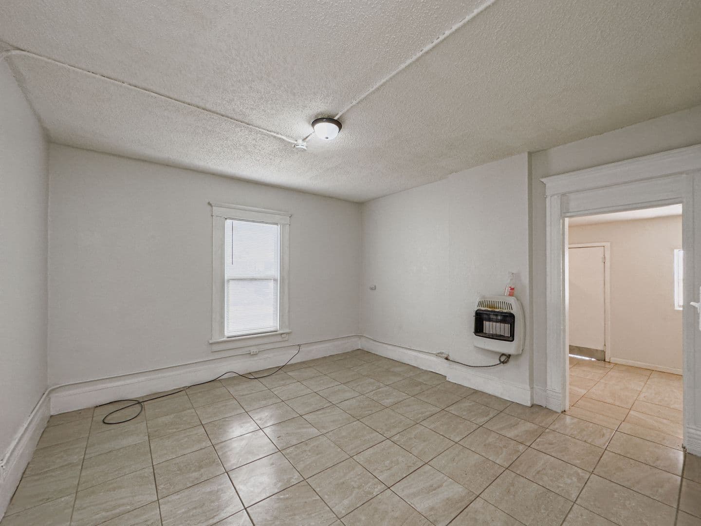 El Paso Apartment: 809 N Virginia