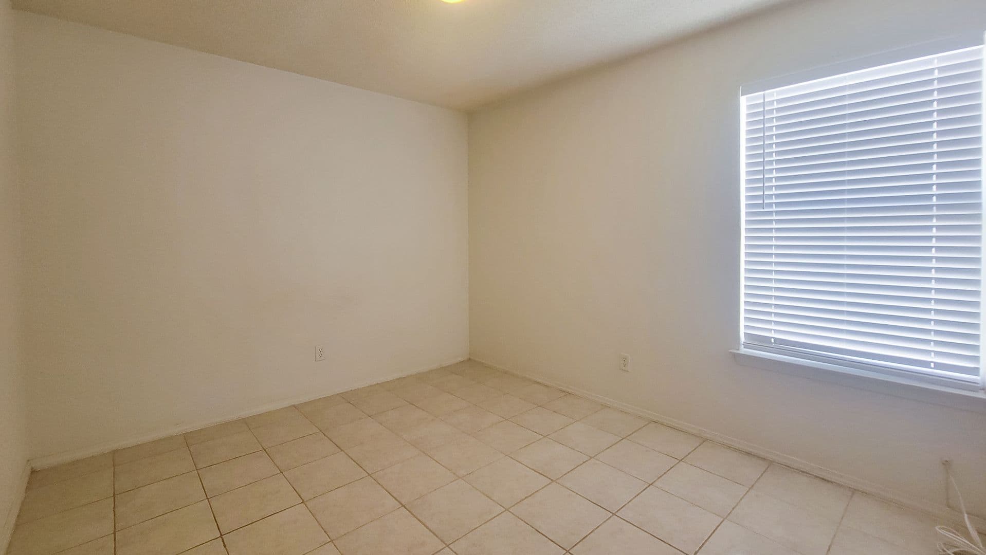 El Paso House: 10449 Valle Suave Dr - House