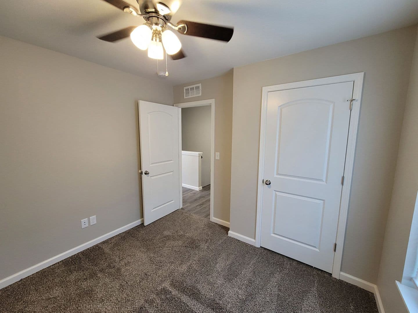 Union Apartment: 564 Red Bill Drive