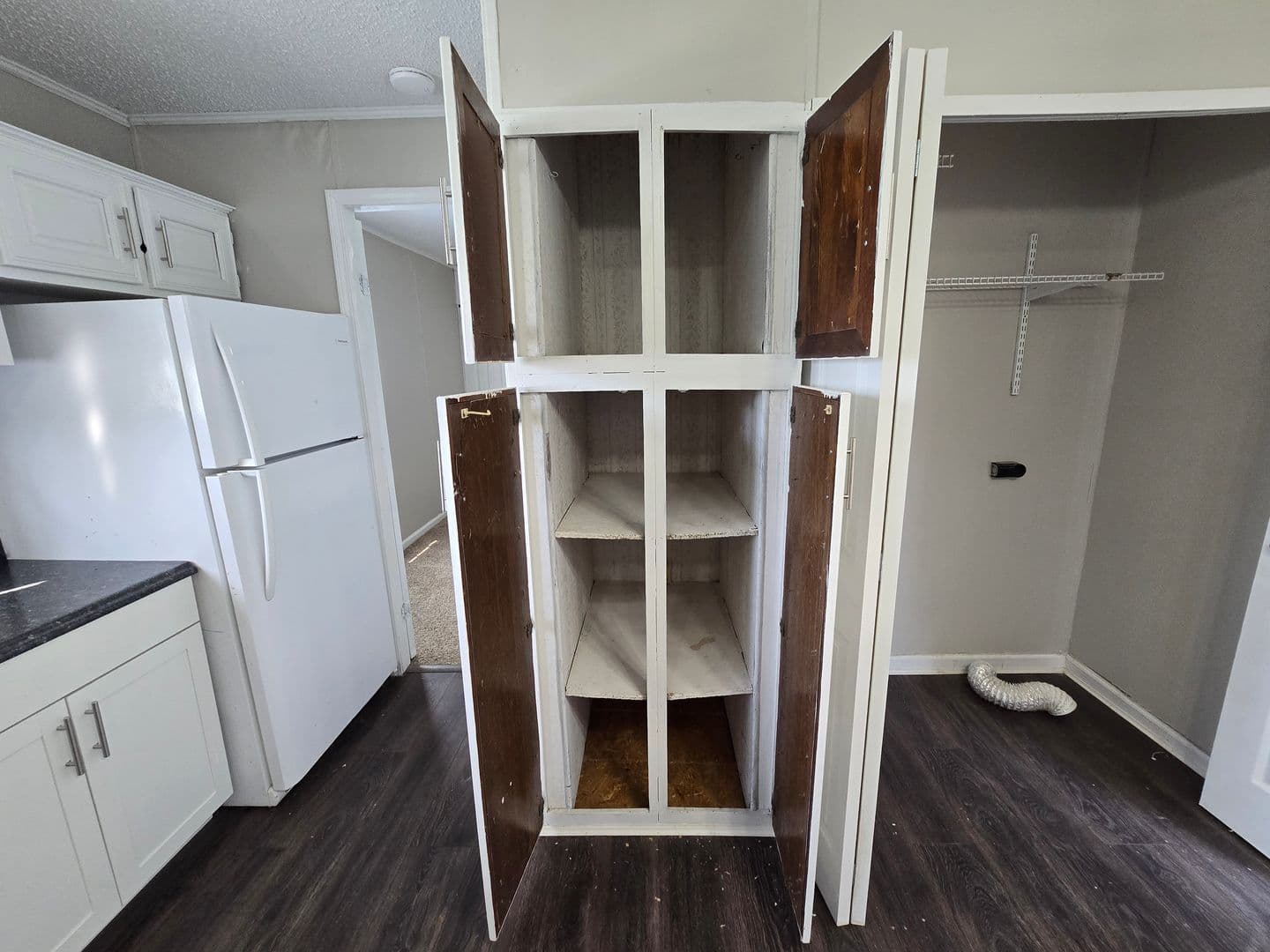 Warrenton Apartment: 1194 Juniper Drive