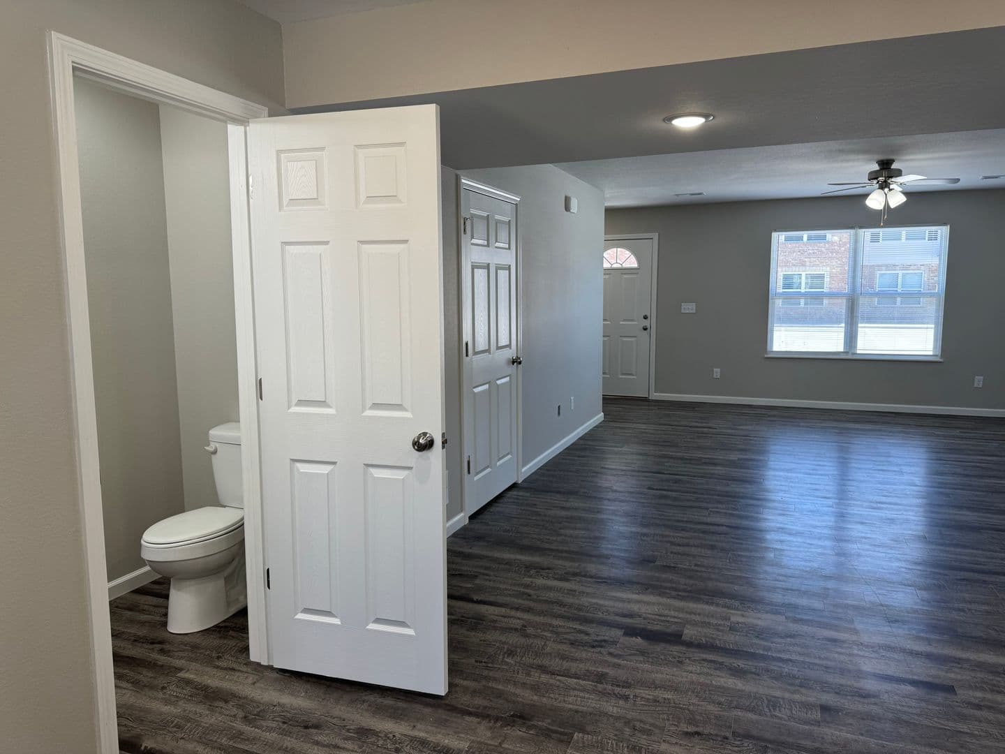 Warrenton Apartment: 16901 Cattail Bottoms Drive