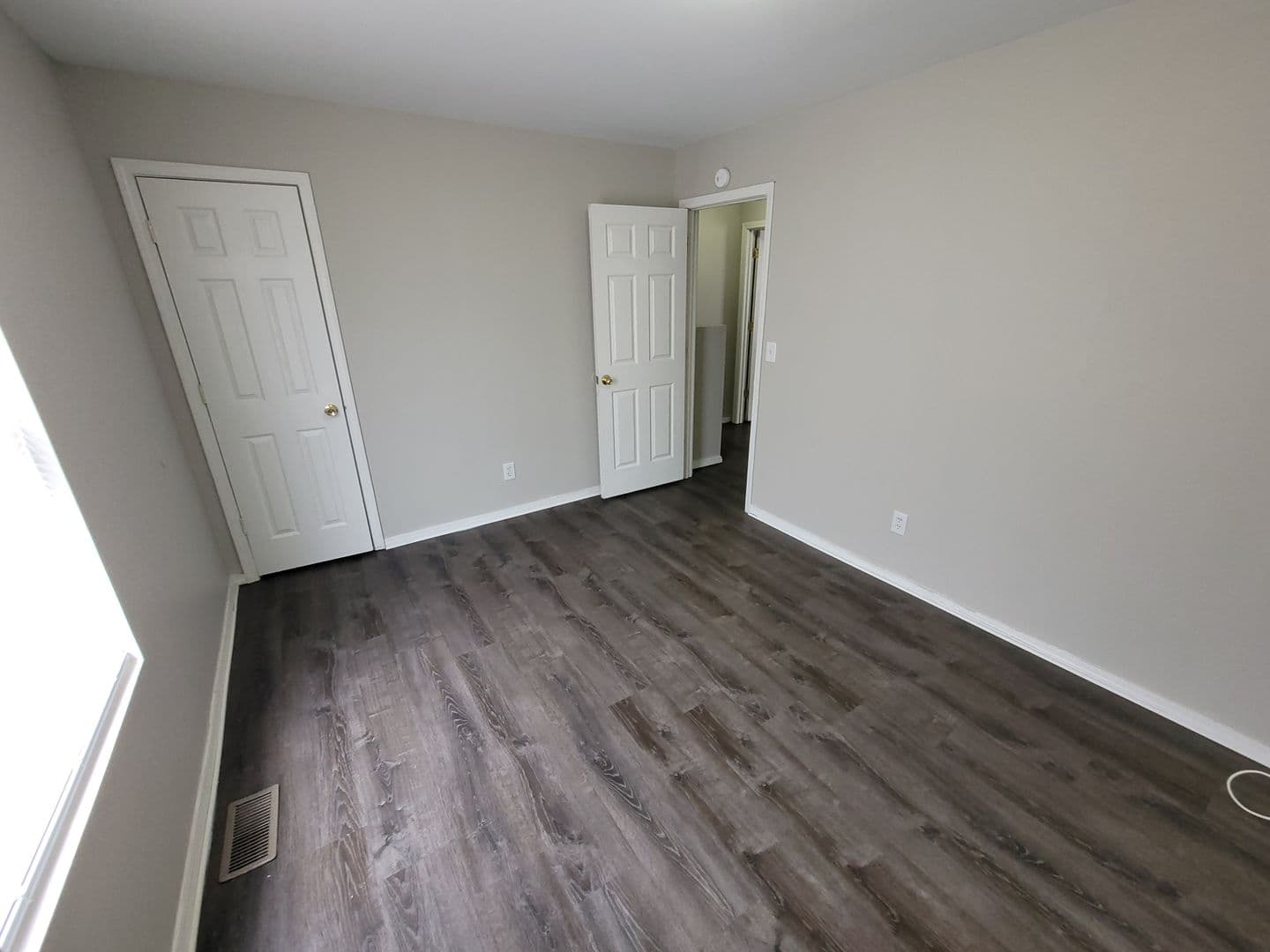 Truesdale Apartment: 745 Wabash Street