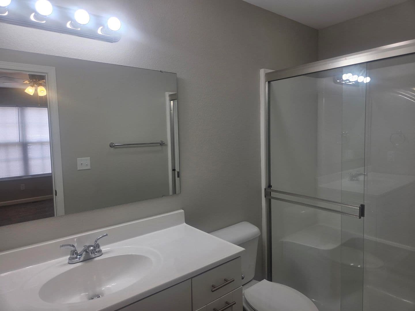 Union Apartment: 564 Red Bill Drive