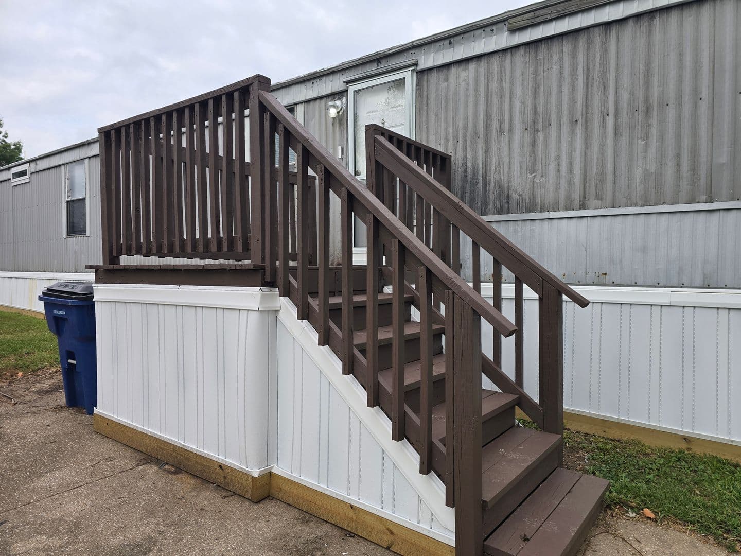 Warrenton Apartment: 1194 Juniper Drive