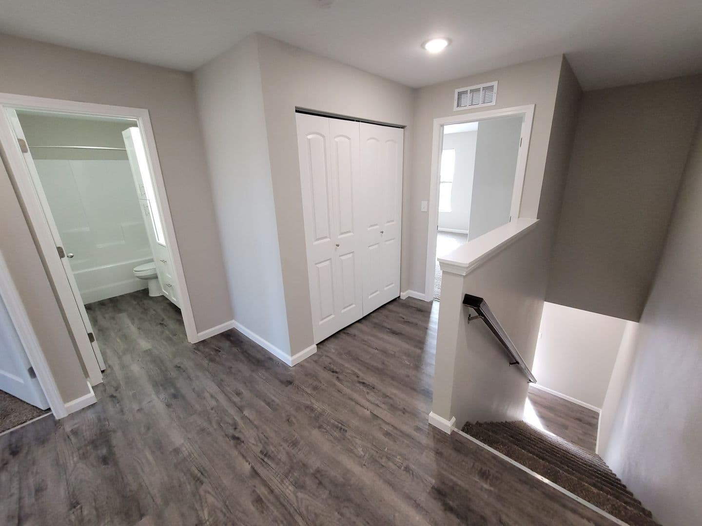 Union Apartment: 564 Red Bill Drive
