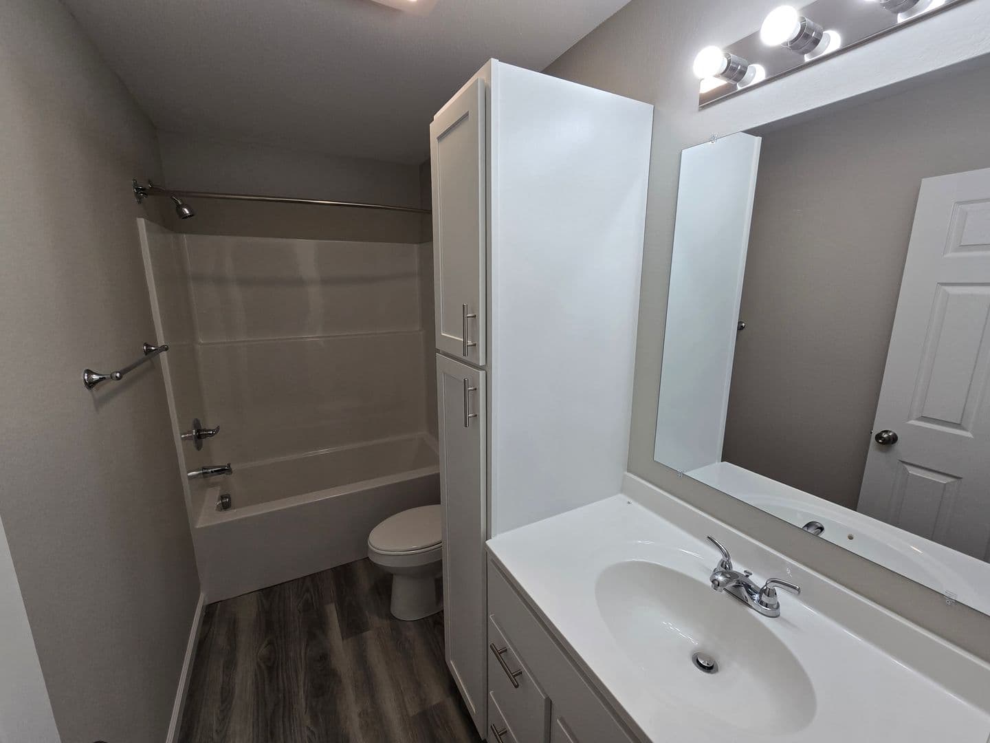 Sullivan Apartment: 101 Fern Hollow Drive