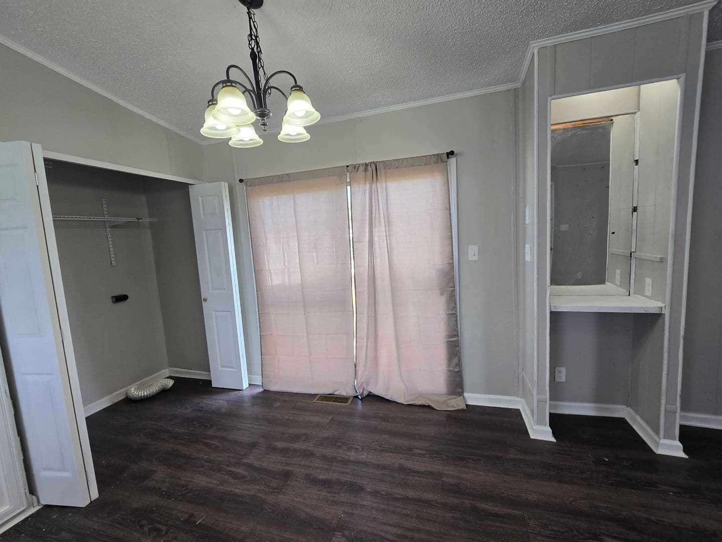 Warrenton Apartment: 1194 Juniper Drive